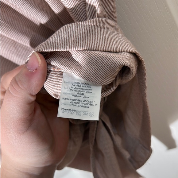 Madewell Short Sleeve Button-Back Tie Tee in Stripe - Picture 4 of 8